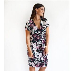 BCBGMaxAzria Dark Floral Dress / Stretchy BCBG Dress